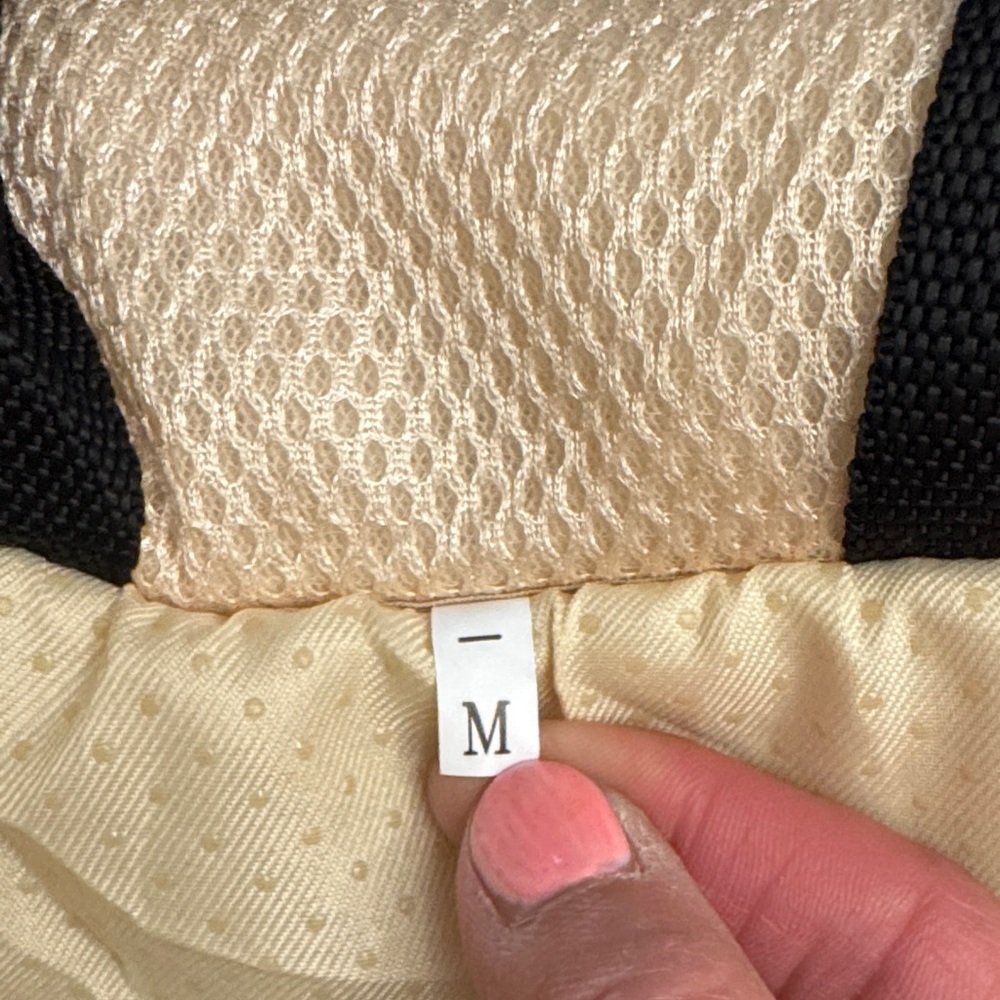 New Pelsbarn Protecting Dog Car Seat with Belt, Beige, Medium - Picture 12 of 12